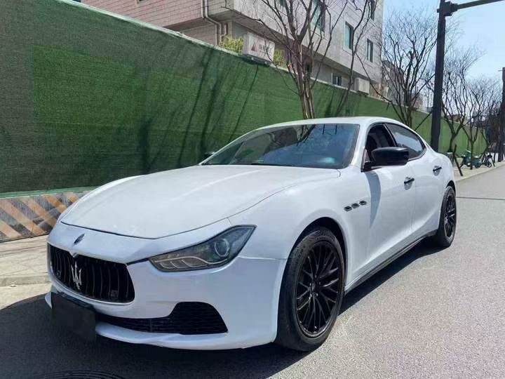 成都16年玛莎拉蒂Ghibli3