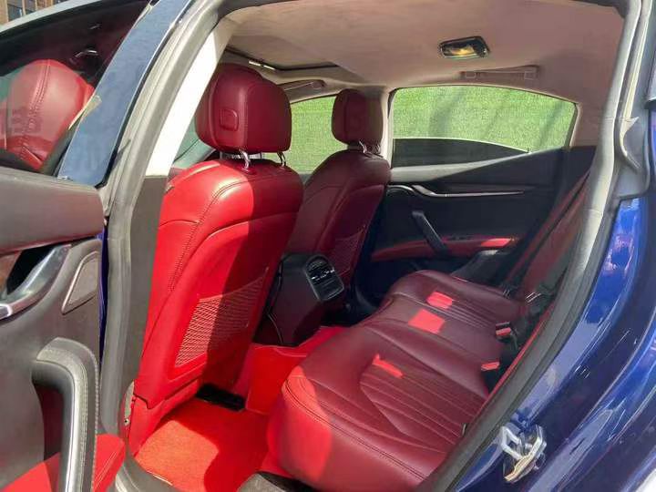 成都16年玛莎拉蒂Ghibli6