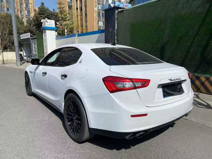 成都16年玛莎拉蒂Ghibli7