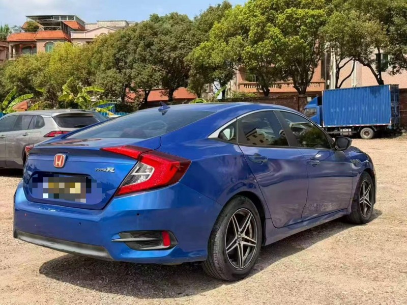 东莞19年本田思域7