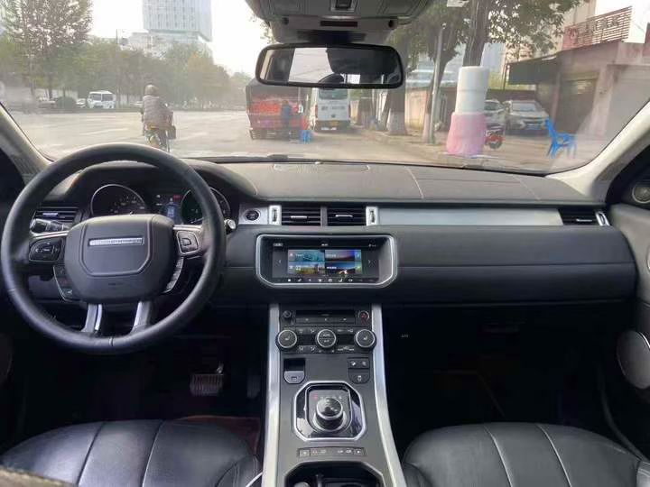 成都18年路虎极光6