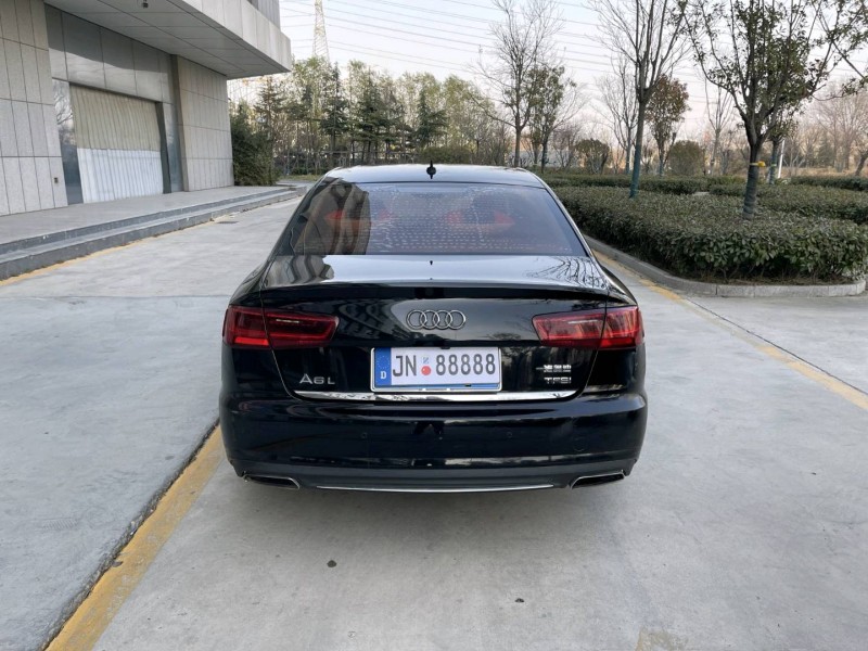 济宁16年奥迪A6L8