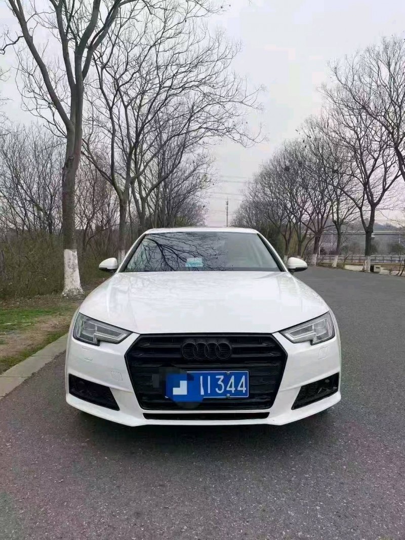 蚌埠17年奥迪A4L1