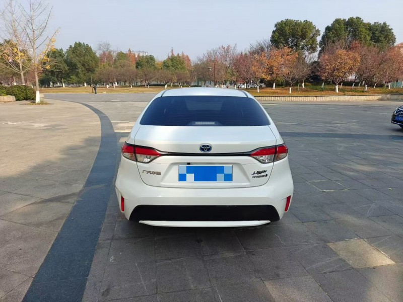 武汉22年丰田雷凌3