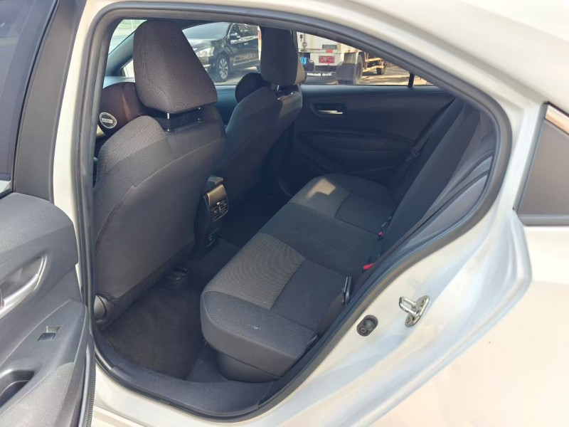 武汉22年丰田雷凌5