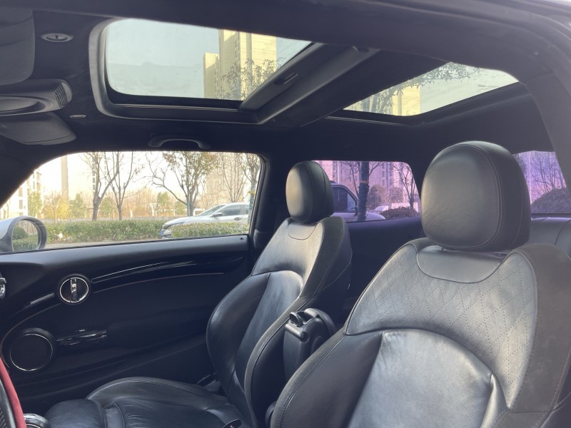 濟寧17年寶馬迷你5