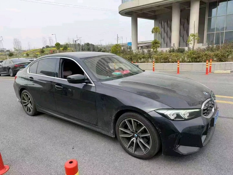 上饒23年寶馬3系2