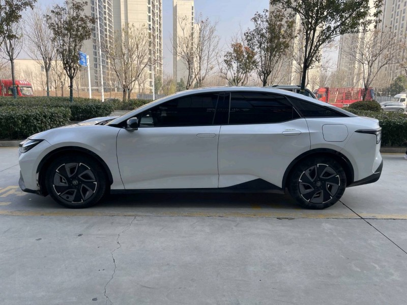 濟寧24年豐田BZ3Pro6