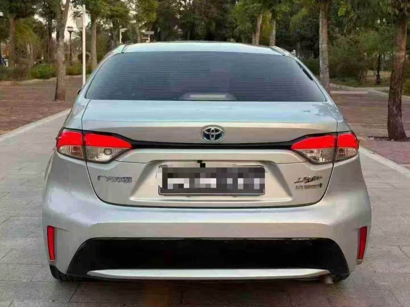 茂名21年豐田雷凌9