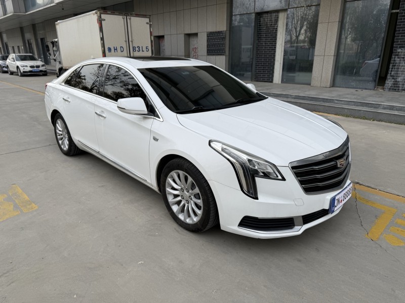 济宁19年凯迪拉克XTS2