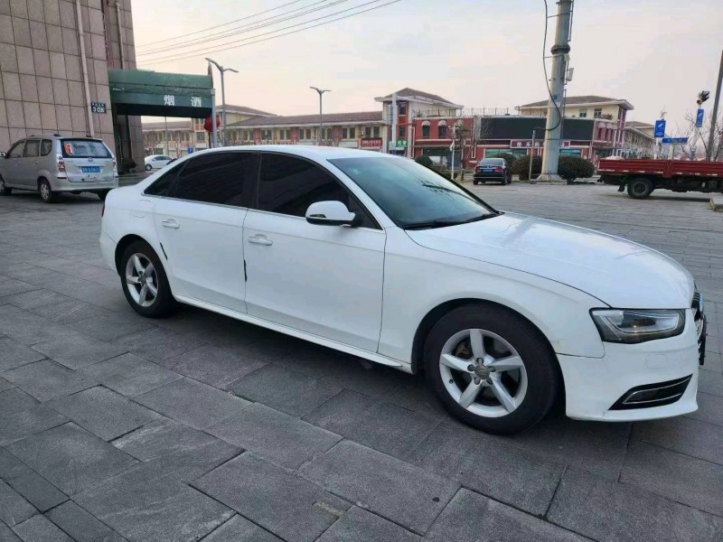 青岛16年奥迪A4L2