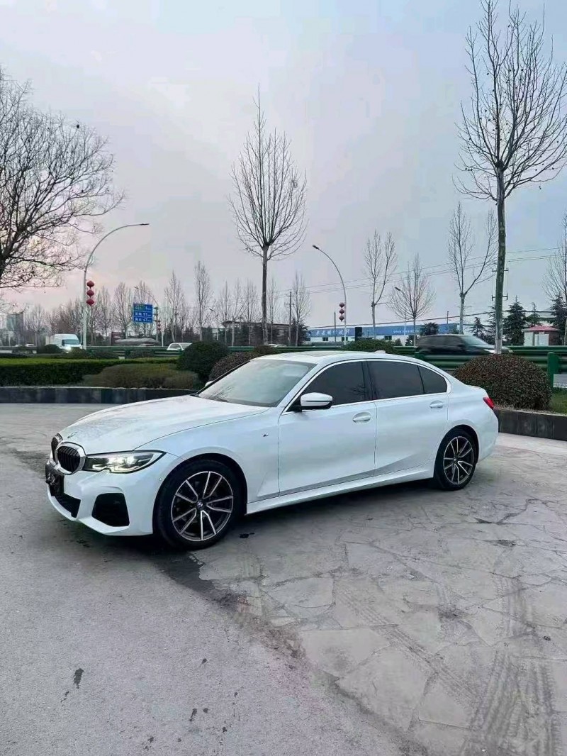 菏泽22年宝马3系2