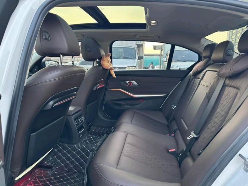 东莞22年宝马3系2