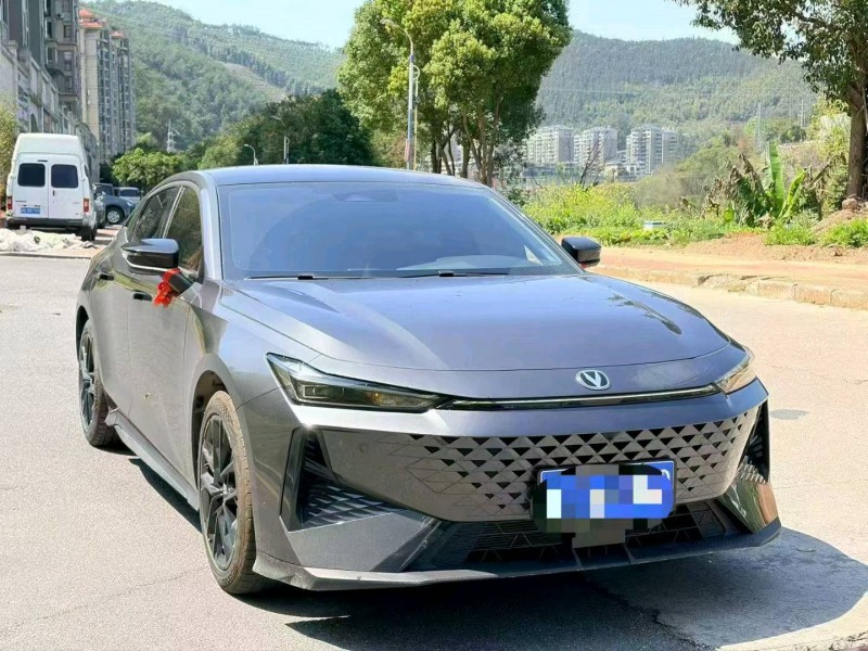 三明25年长安汽车UNI3