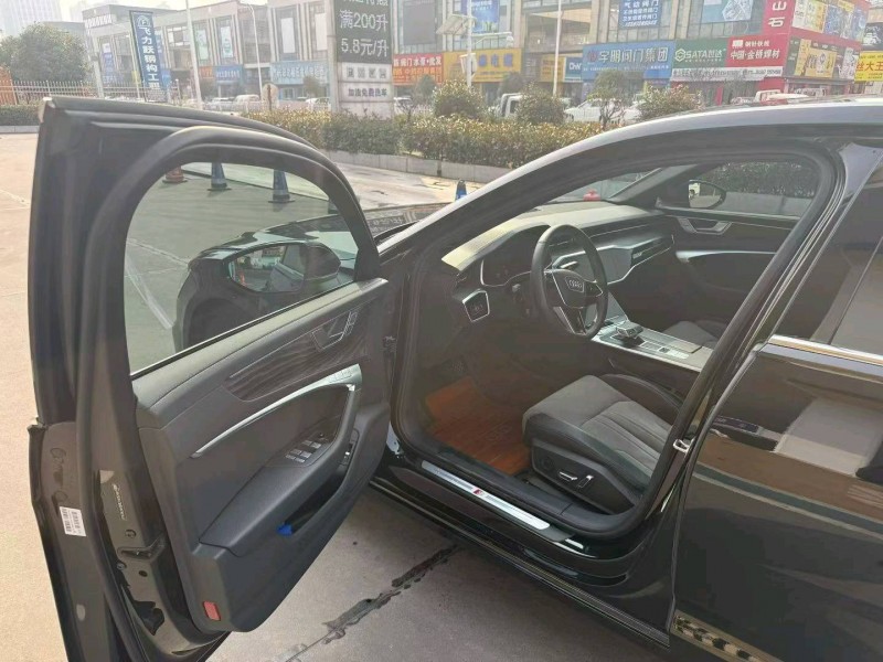 襄阳25年奥迪A6L5