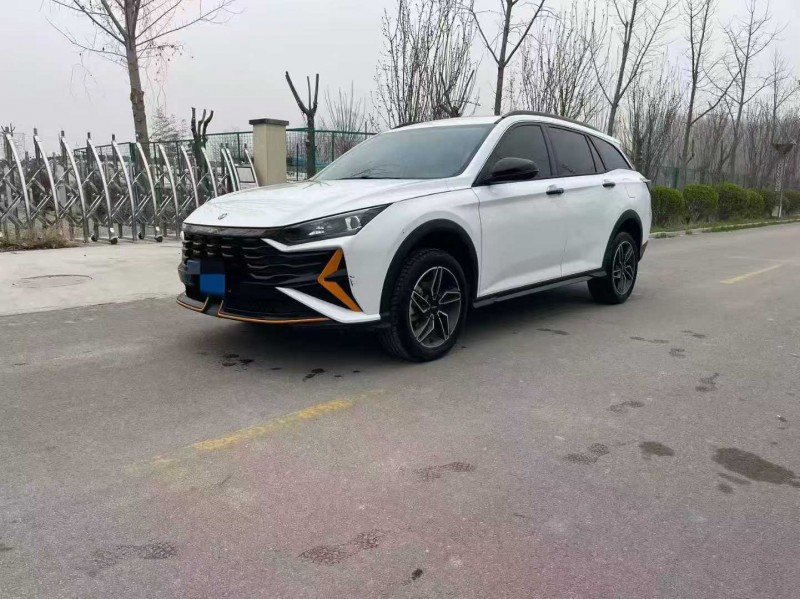 济宁24年东风奕炫3