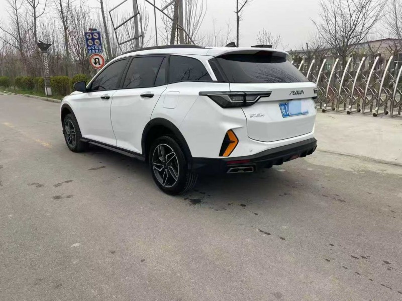 济宁24年东风奕炫8