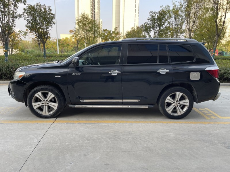 济宁12年丰田汉兰达7