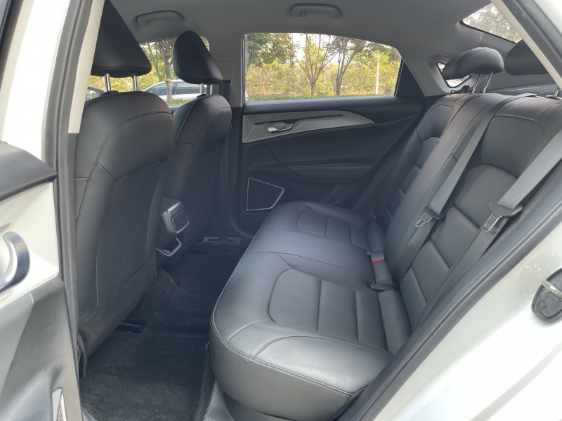 烟台24年吉利几何3