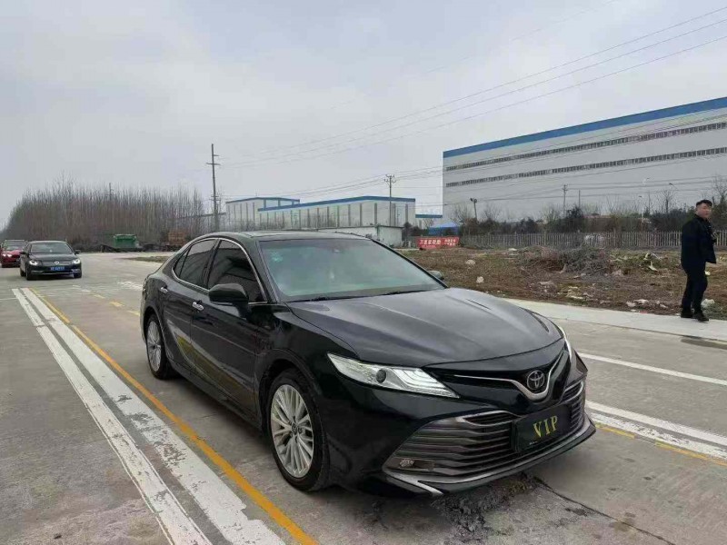 菏泽20年丰田凯美瑞3