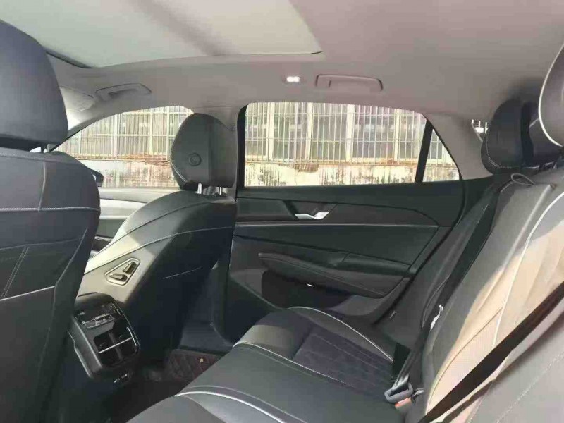 菏泽25年大众帕萨特5