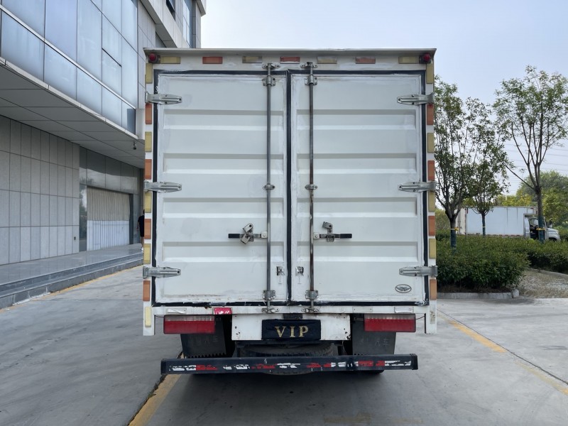 济宁21年唐骏汽车T37