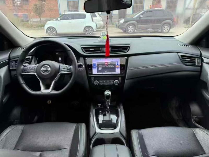 焦作24年日产奇骏5