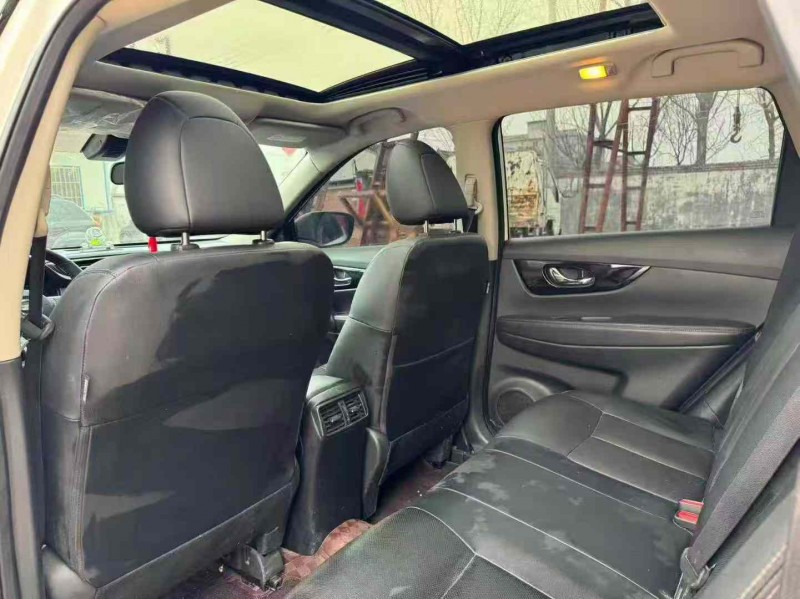 焦作24年日产奇骏6