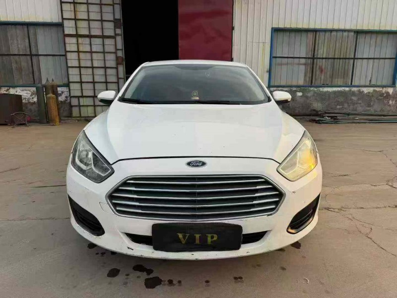 焦作19年福特福睿斯1