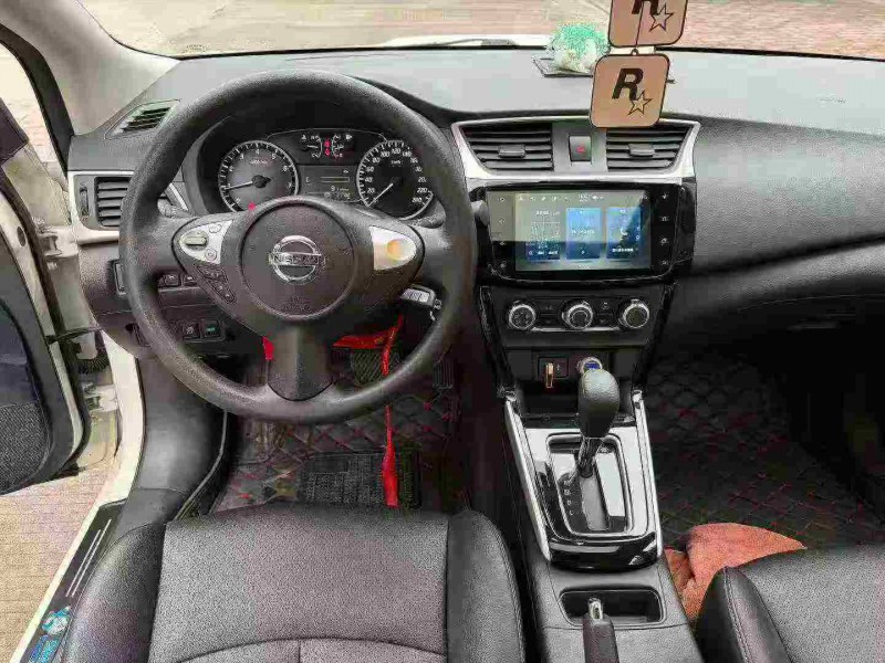 中山21年日产轩逸5