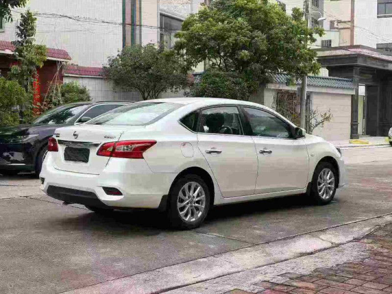 中山21年日产轩逸7