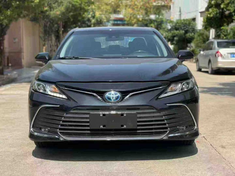 中山23年丰田凯美瑞1