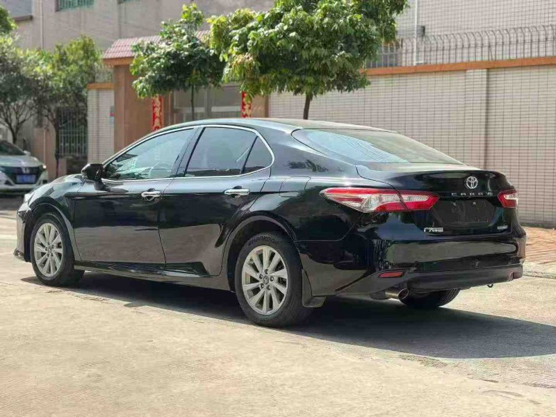 中山23年丰田凯美瑞8