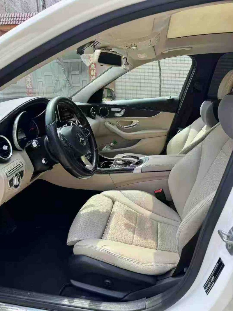 中山17年奔驰C4
