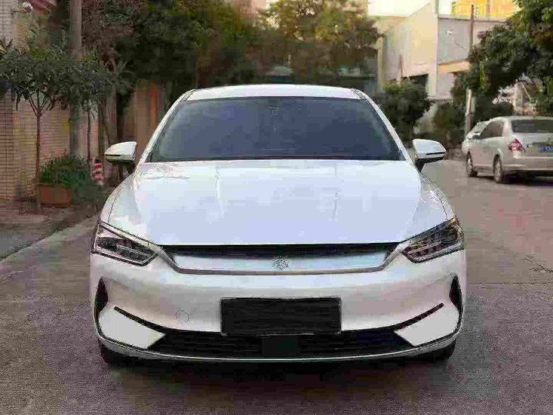 中山23年比亚迪秦1