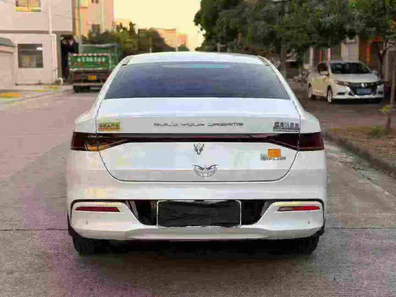 中山23年比亚迪秦9