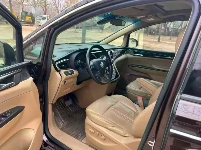 济南19年别克GL83