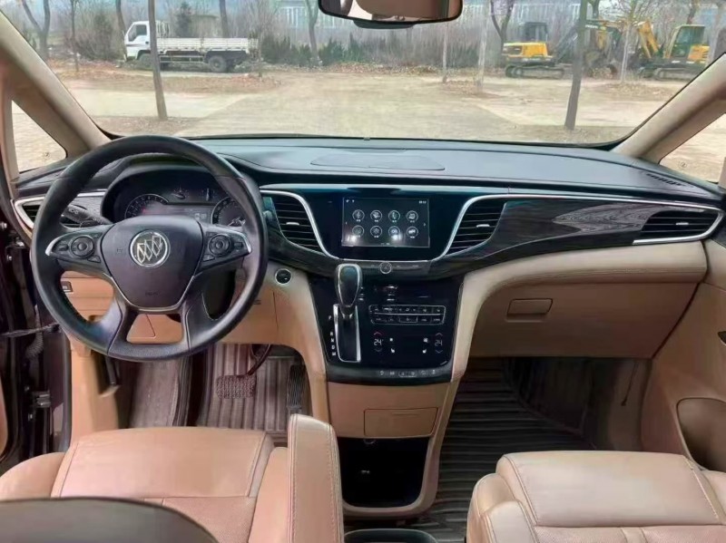 济南19年别克GL85