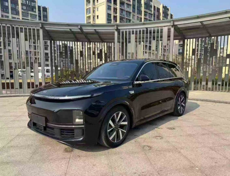 苏州23年理想L82