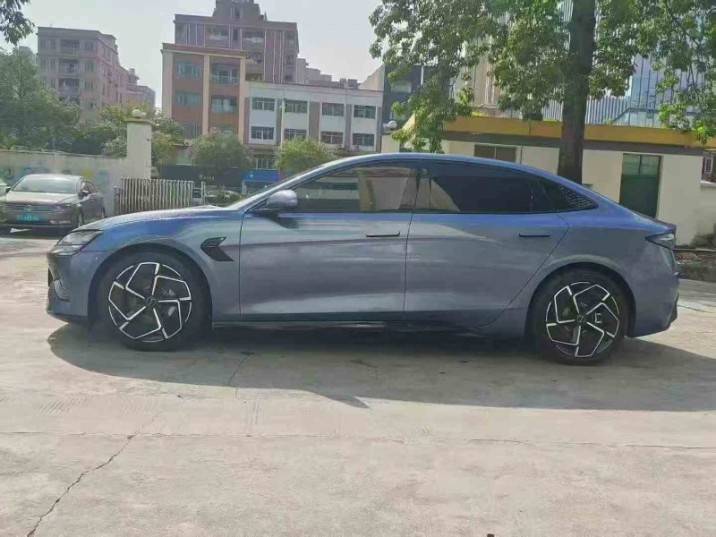 珠海23年比亚迪海豹9