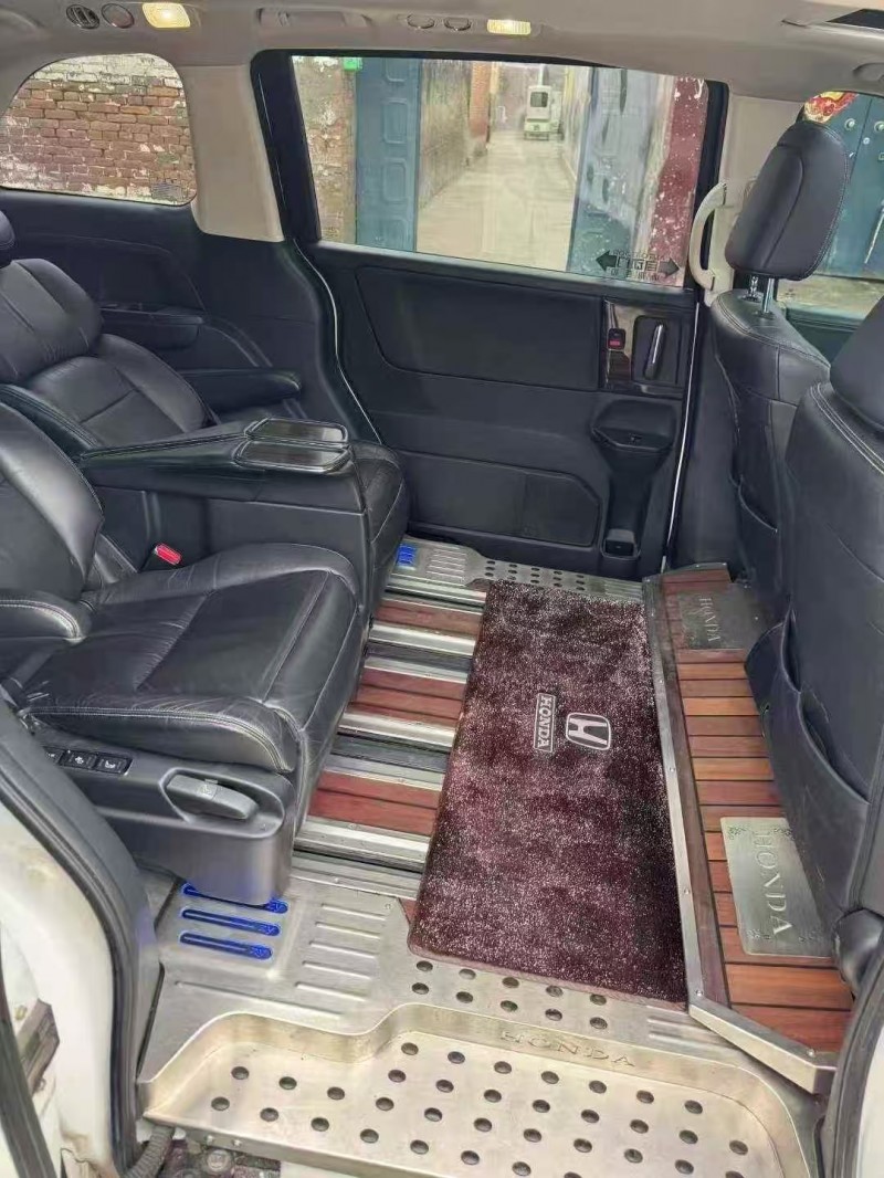 济南16年本田艾力绅4