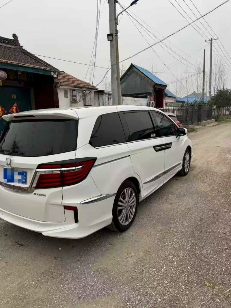 济南16年本田艾力绅7