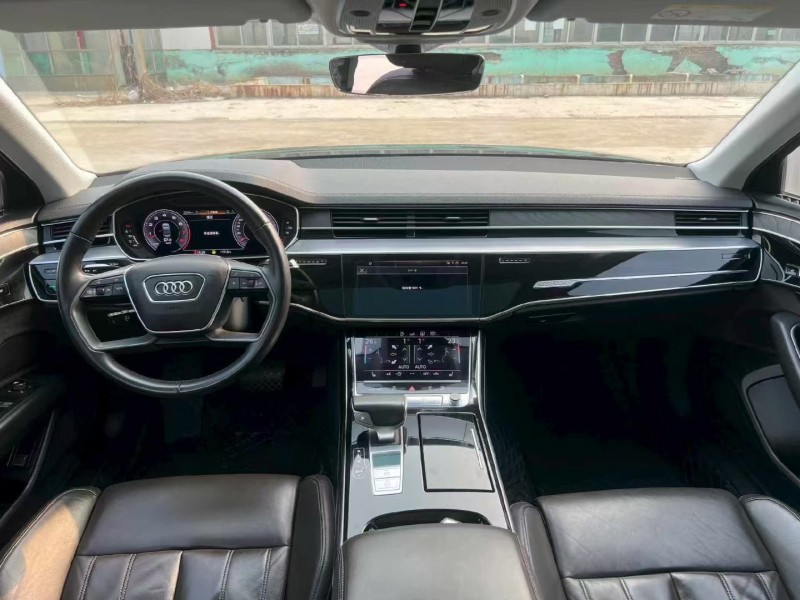 菏泽19年奥迪A8L6