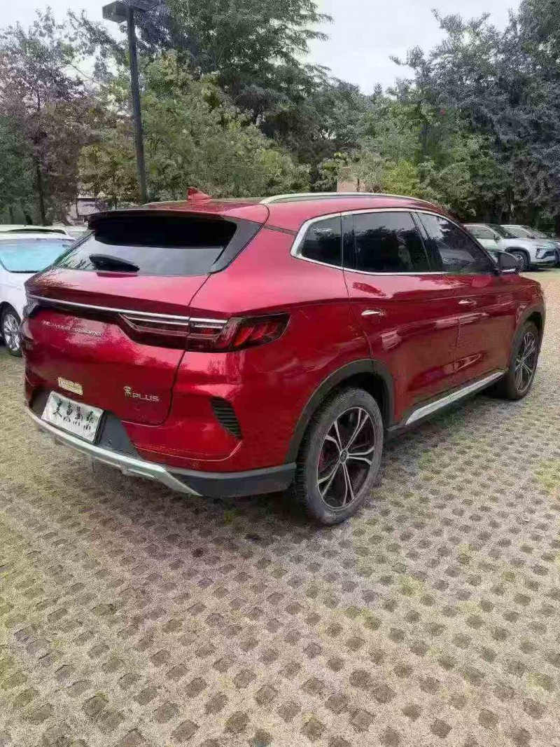 深圳21年比亚迪宋9