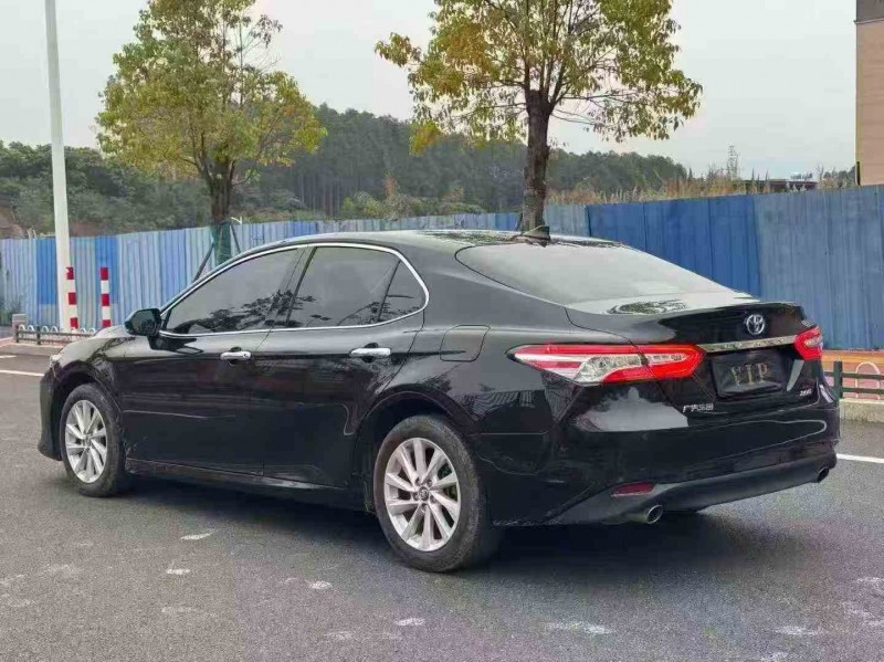 泉州23年丰田凯美瑞7