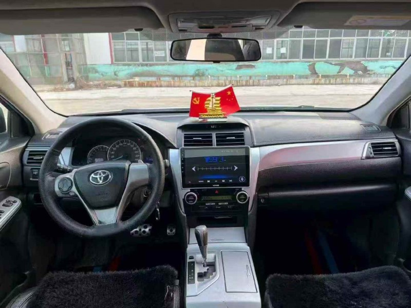 菏泽13年丰田凯美瑞4