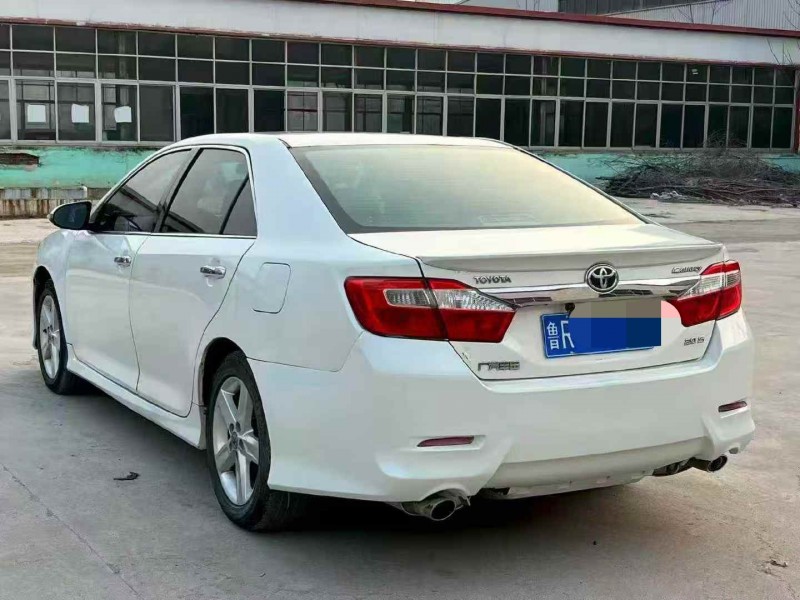 菏泽13年丰田凯美瑞7