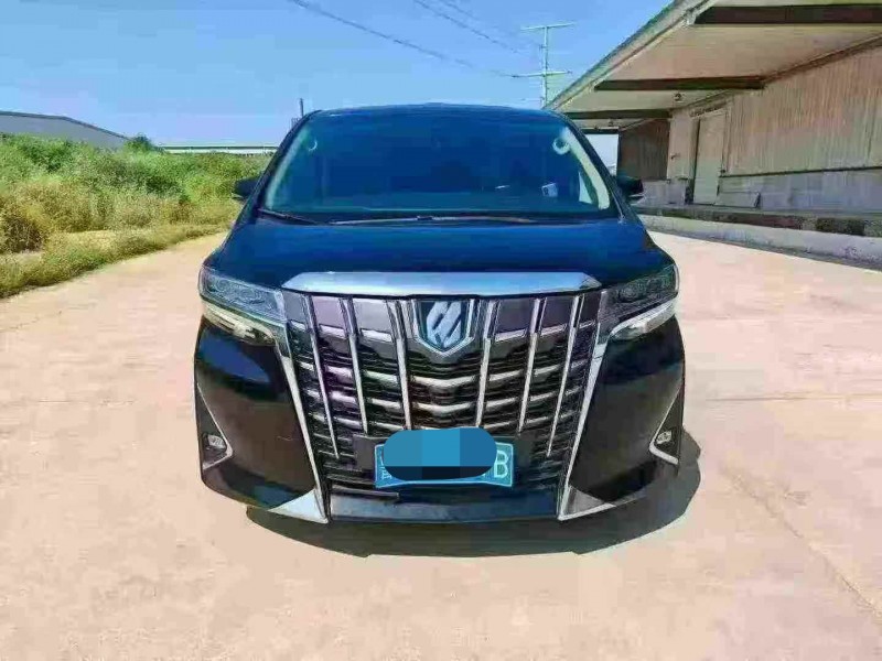 青岛20年丰田埃尔法1