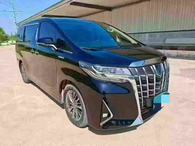 青岛20年丰田埃尔法2