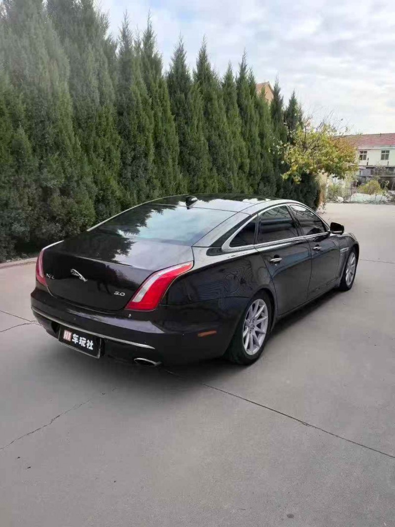 枣庄17年捷豹XJL8